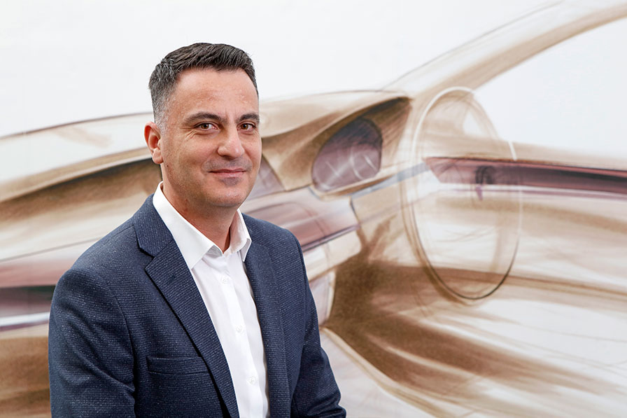 Răzvan Neicu Consultant vânzãri piese şi accesorii BMW Automobile Bavaria