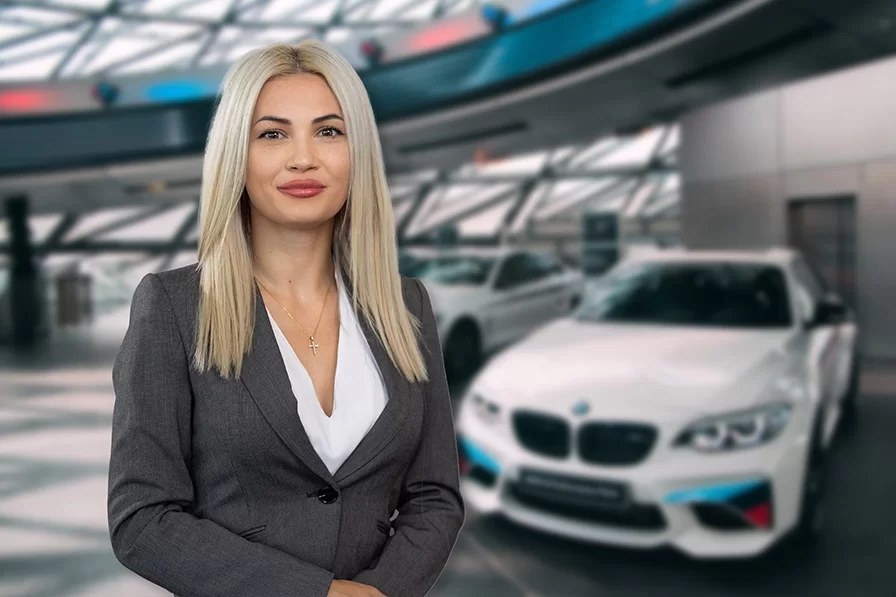 Oana Radu Consultant service mecanică BMW Automobile Bavaria