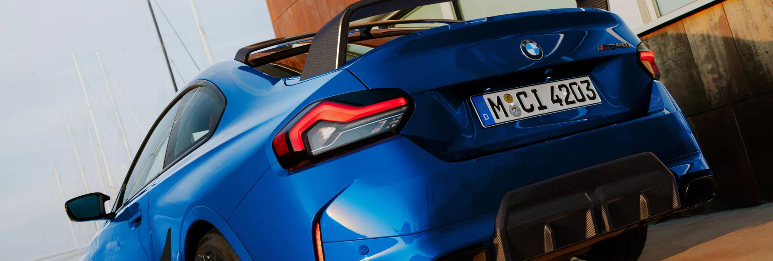 BMW Seria 2 cu accesorii BMW M Performance.